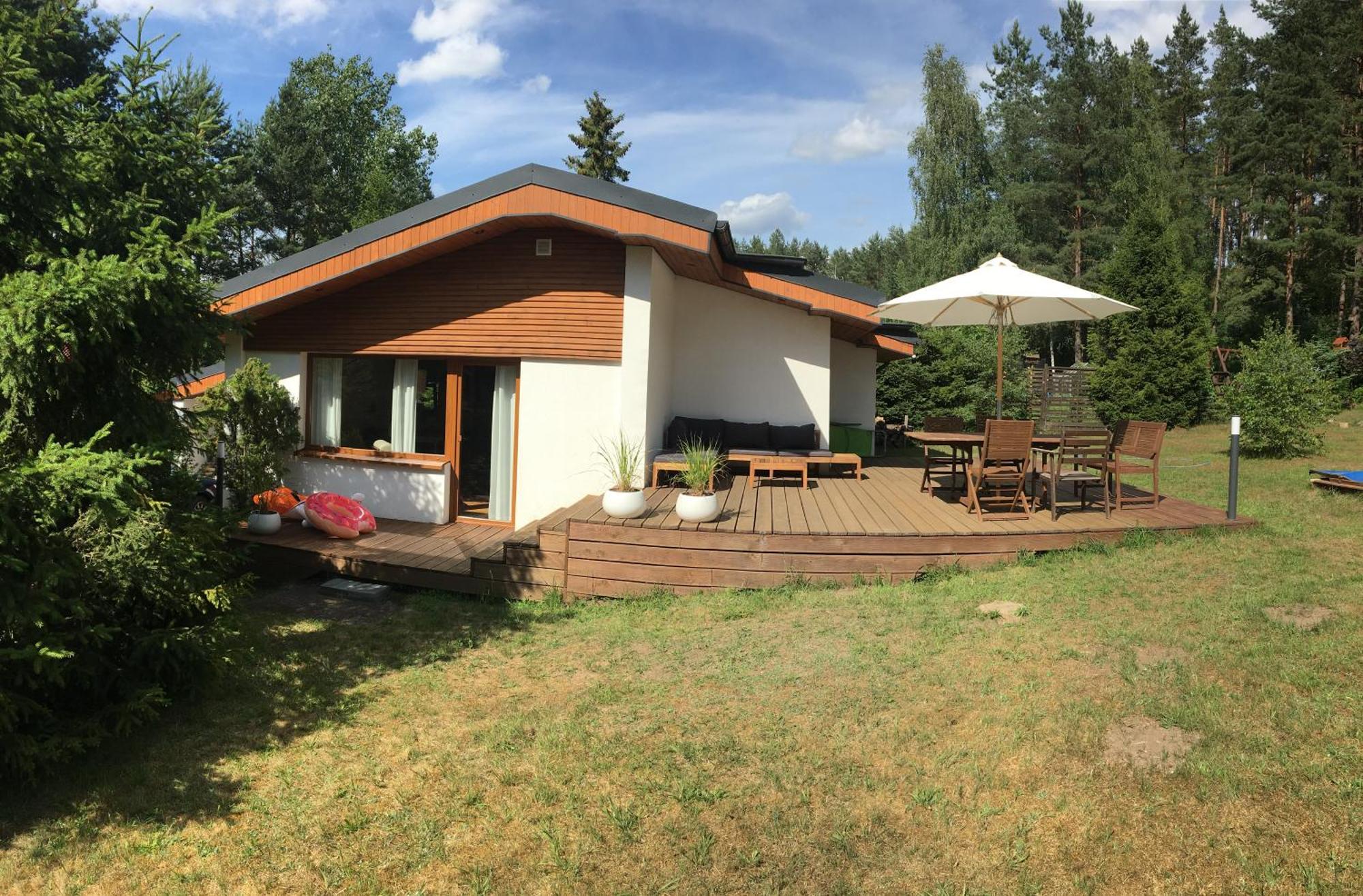 Vila Majkowka Lakie Exteriér fotografie